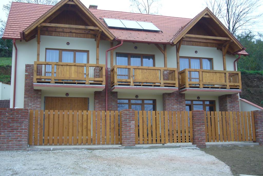 Premium Vendeghaz Hotel Zalaszentmihaly Exterior photo