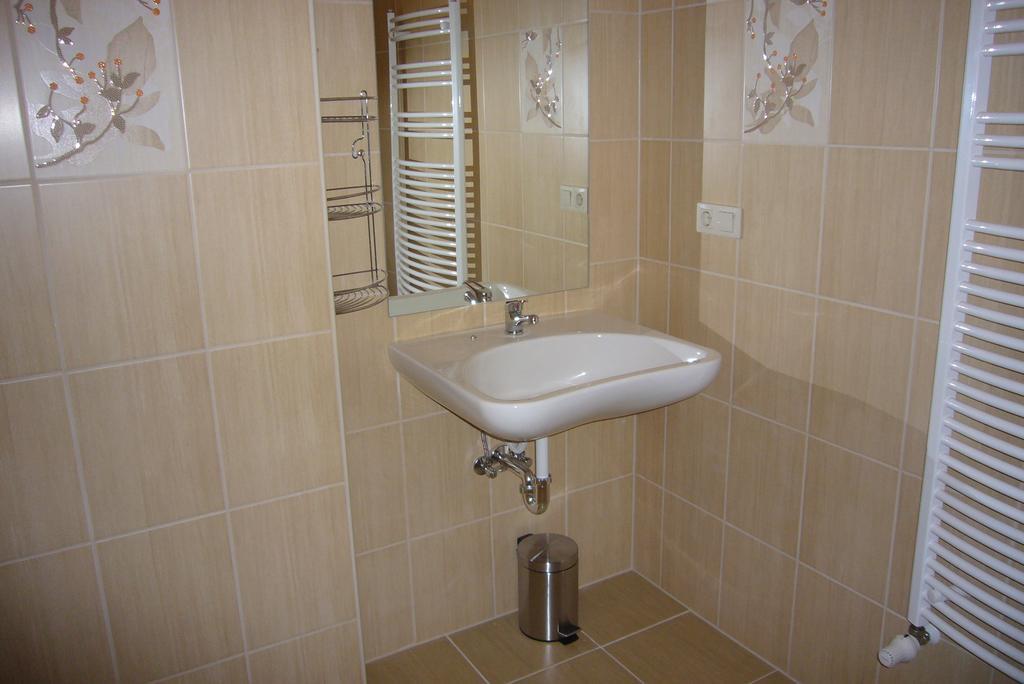 Premium Vendeghaz Hotel Zalaszentmihaly Room photo